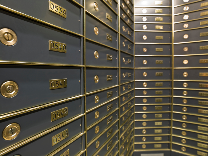 unclaimed safety deposit box